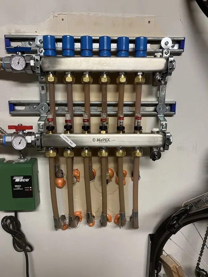 Plumber performing Leak Detection at a residential property in La Presa